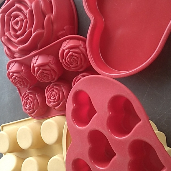 Silicone Bakeware Bundle of 6 - Picture 8 of 16